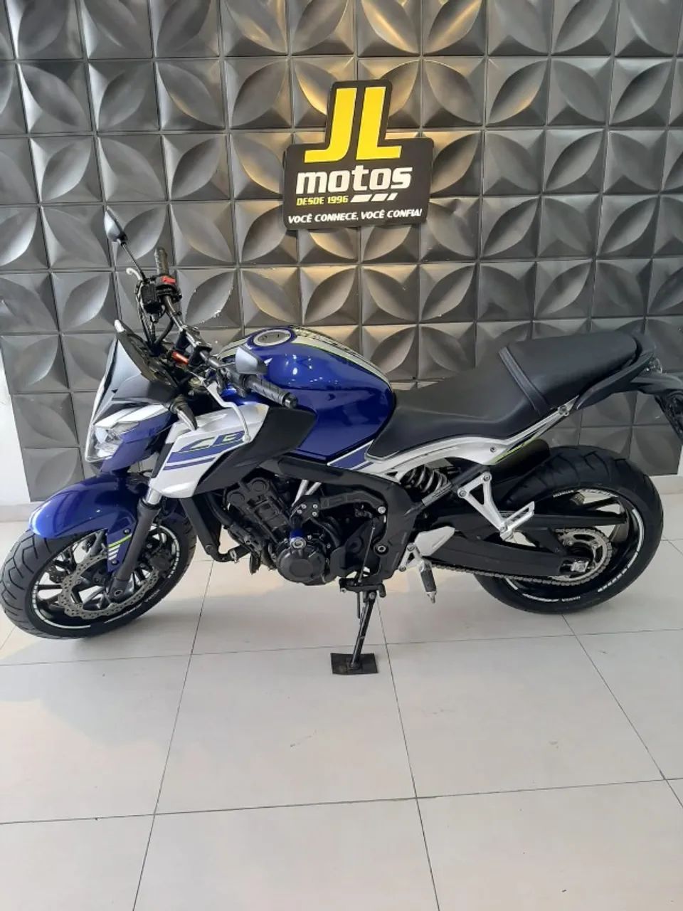 CB 650F 2018 - Foto 3