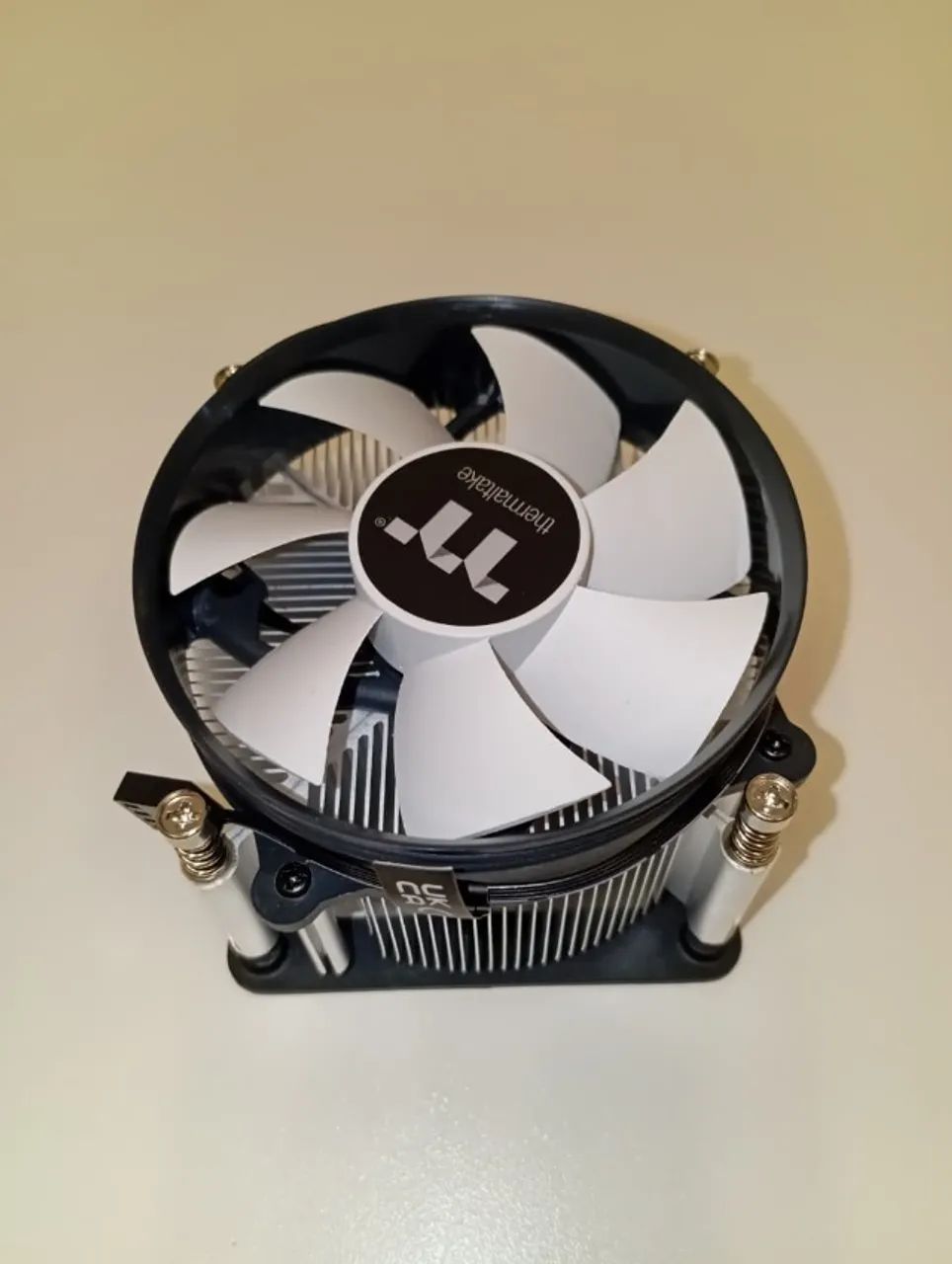 COOLER PARA WORKSTATION THERMALTAKE GRAVITY i3  LGA1700 95W