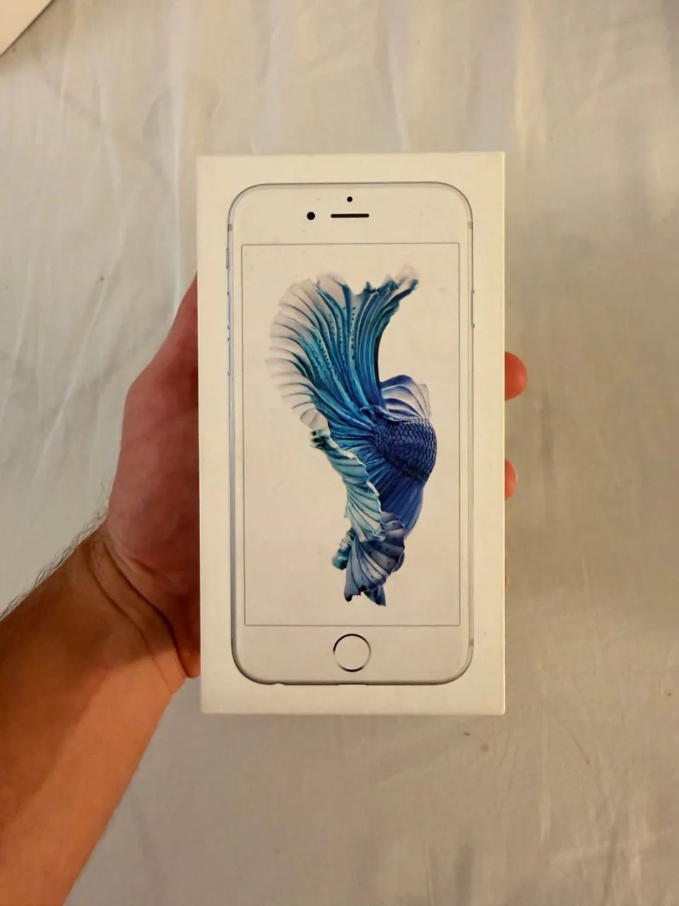 Caixa iPhone 6s prata 128gb