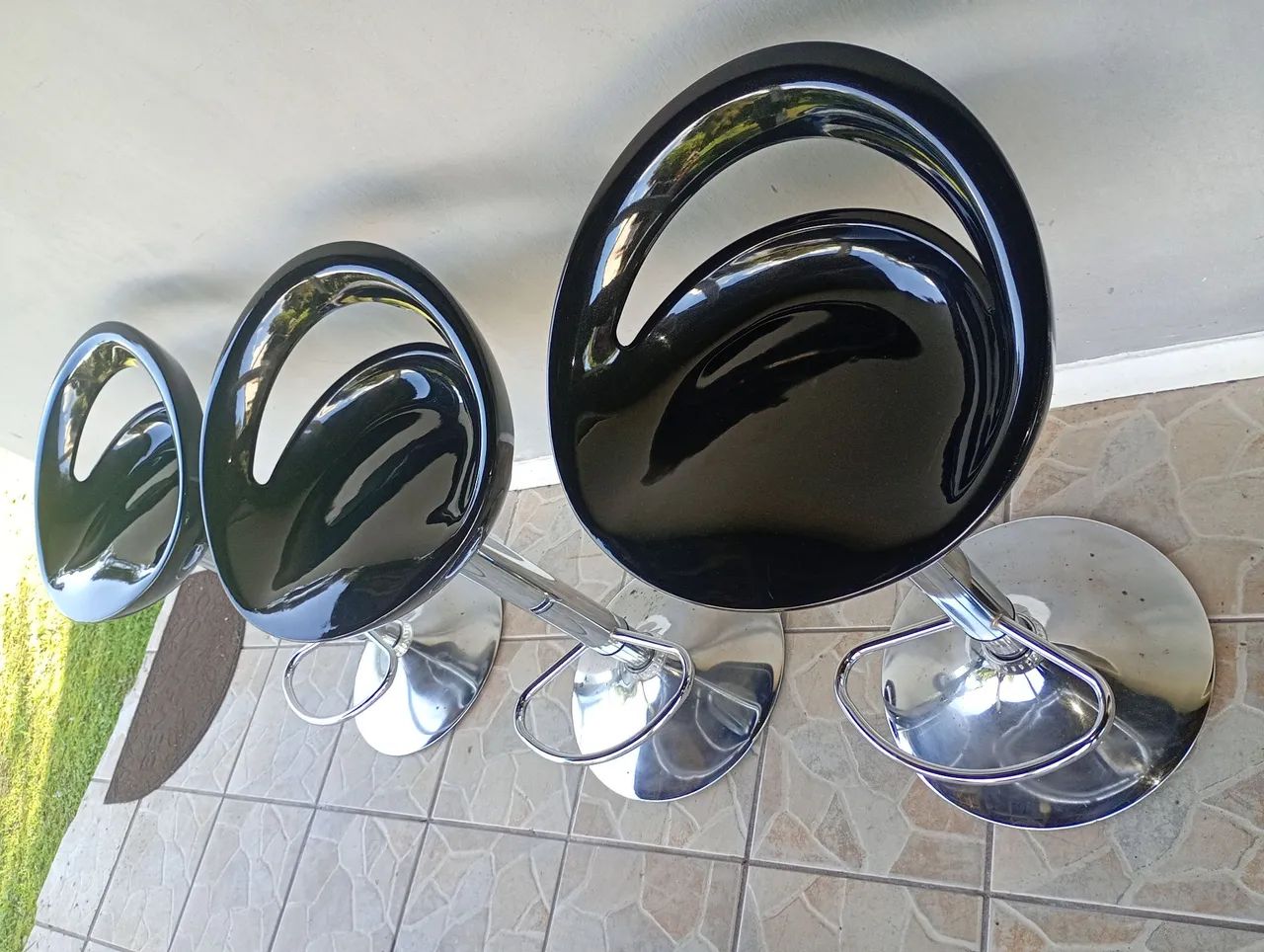 Banquetas meia lua giratória com regulagem de altura  - Foto 4