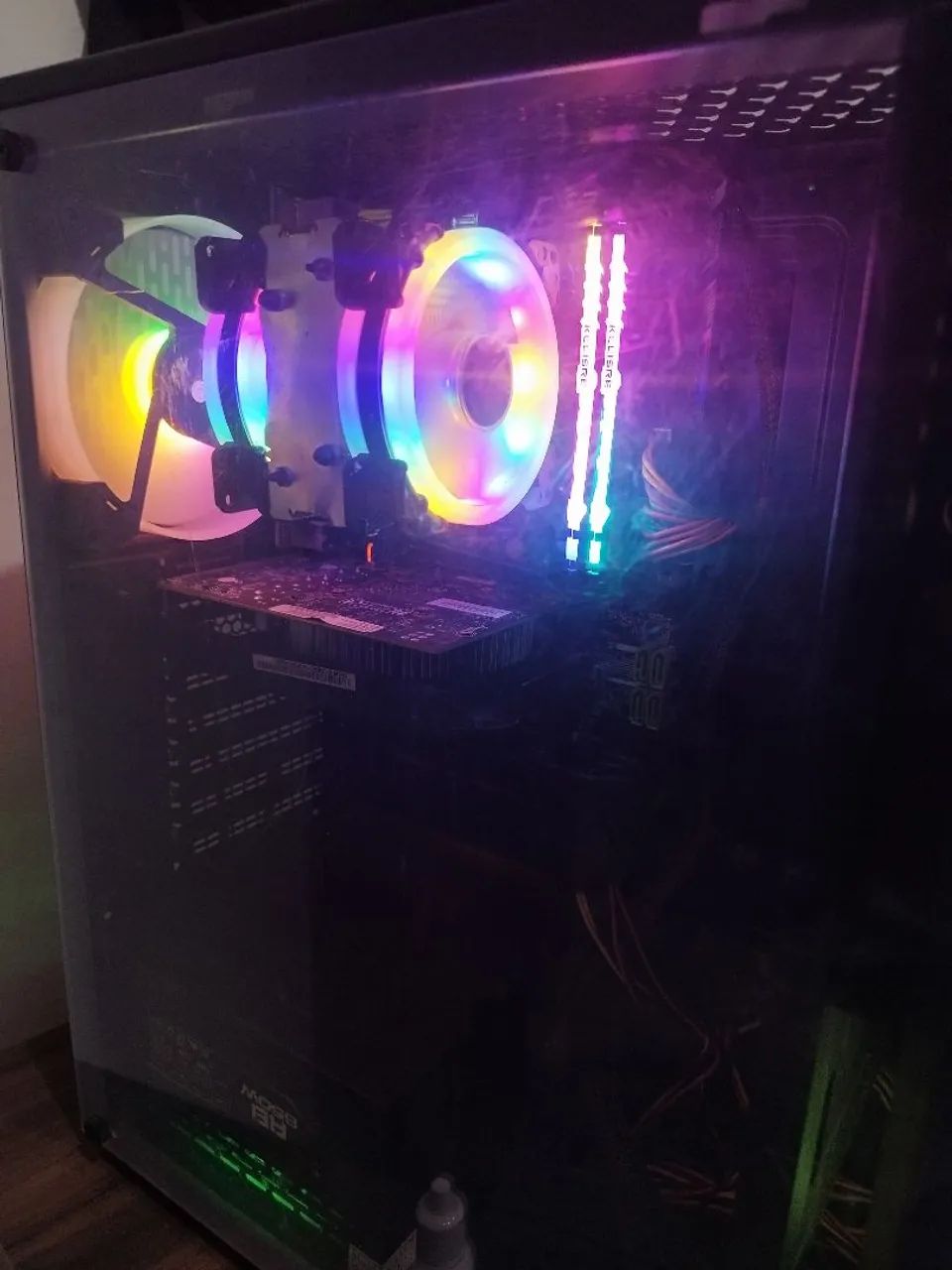 Pc gamer - Foto 2