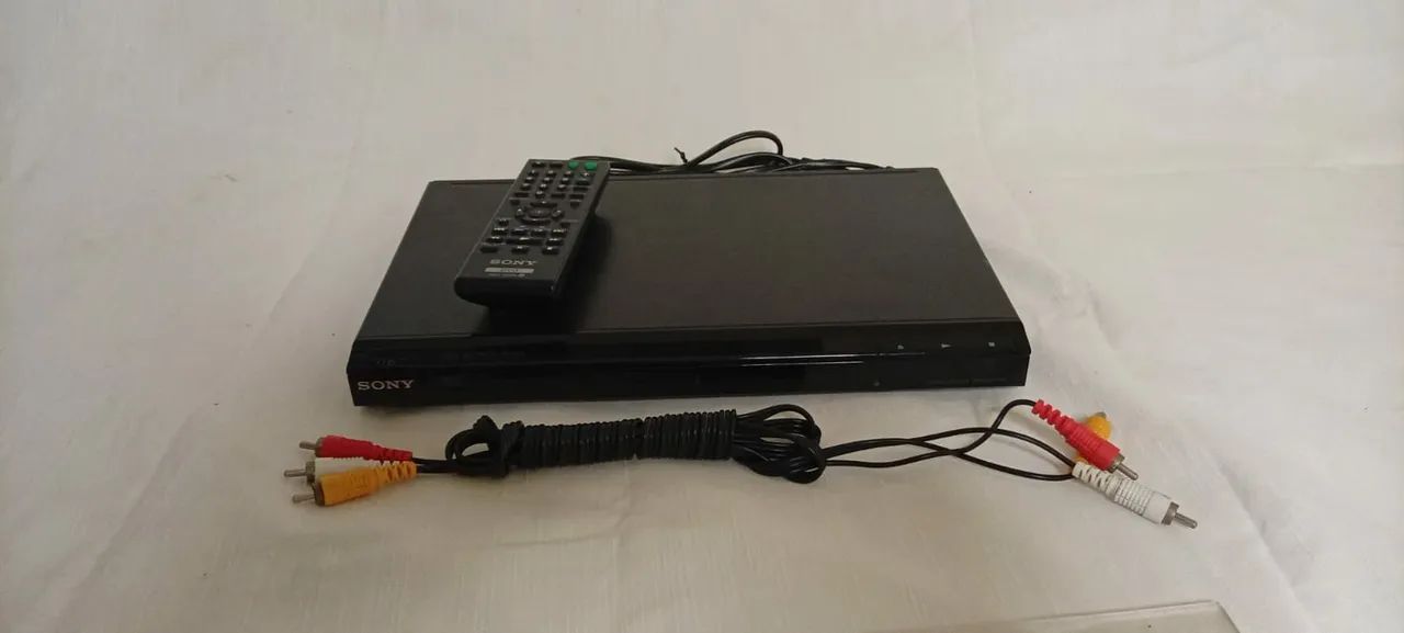 DVD Sony modelo dvp-sr 200p 