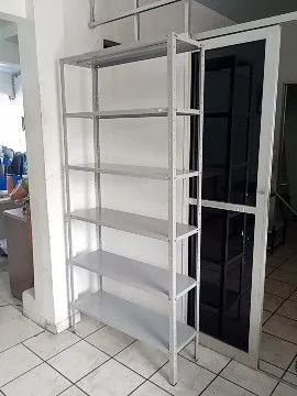 Estante em aço 