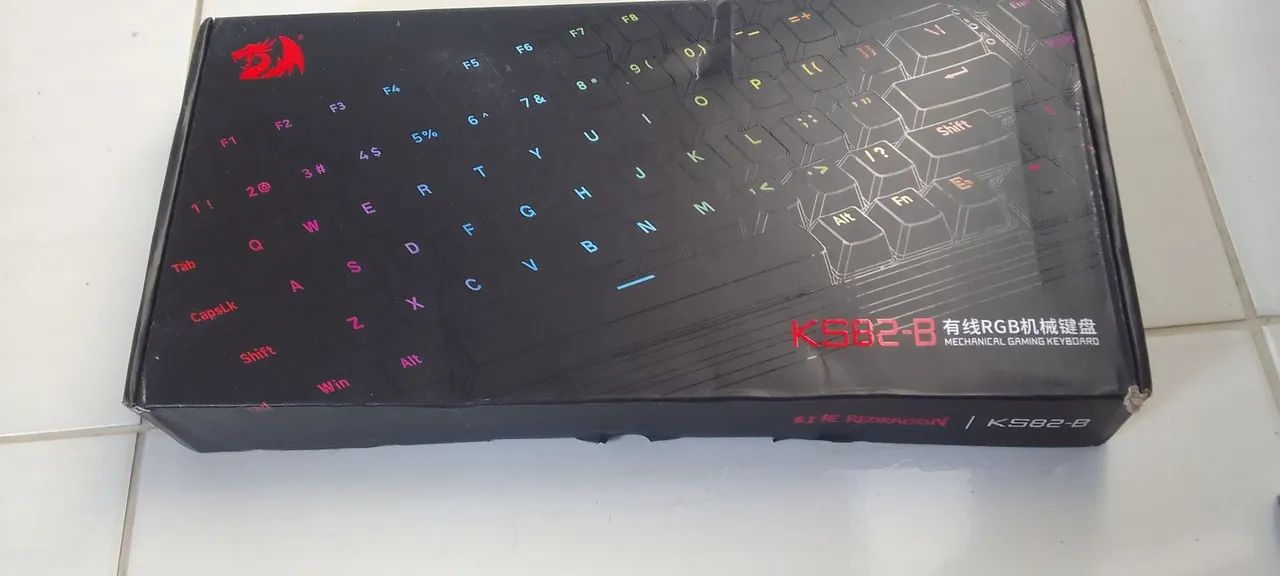 Vendo teclado mecanico redragon.