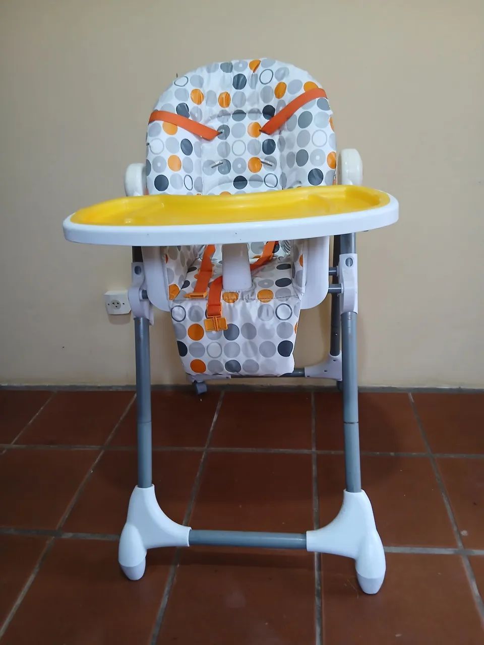 Cadeira de alimentação para bebê
