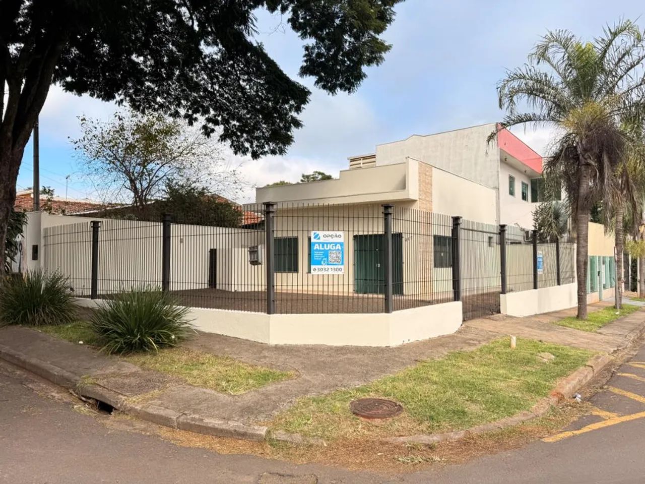 Salão para alugar em Maringá, Jardim Mandacaru, com 60 m²