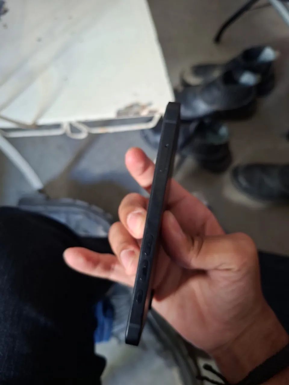 iphone 16E  - Foto 2