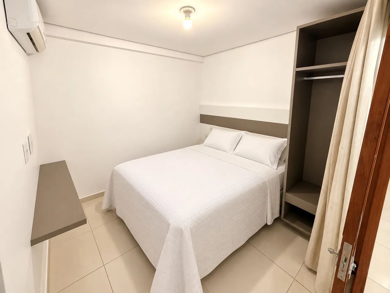 Flat 2 quartos - pé na areia - frente mar - 46m2 - Foto 3