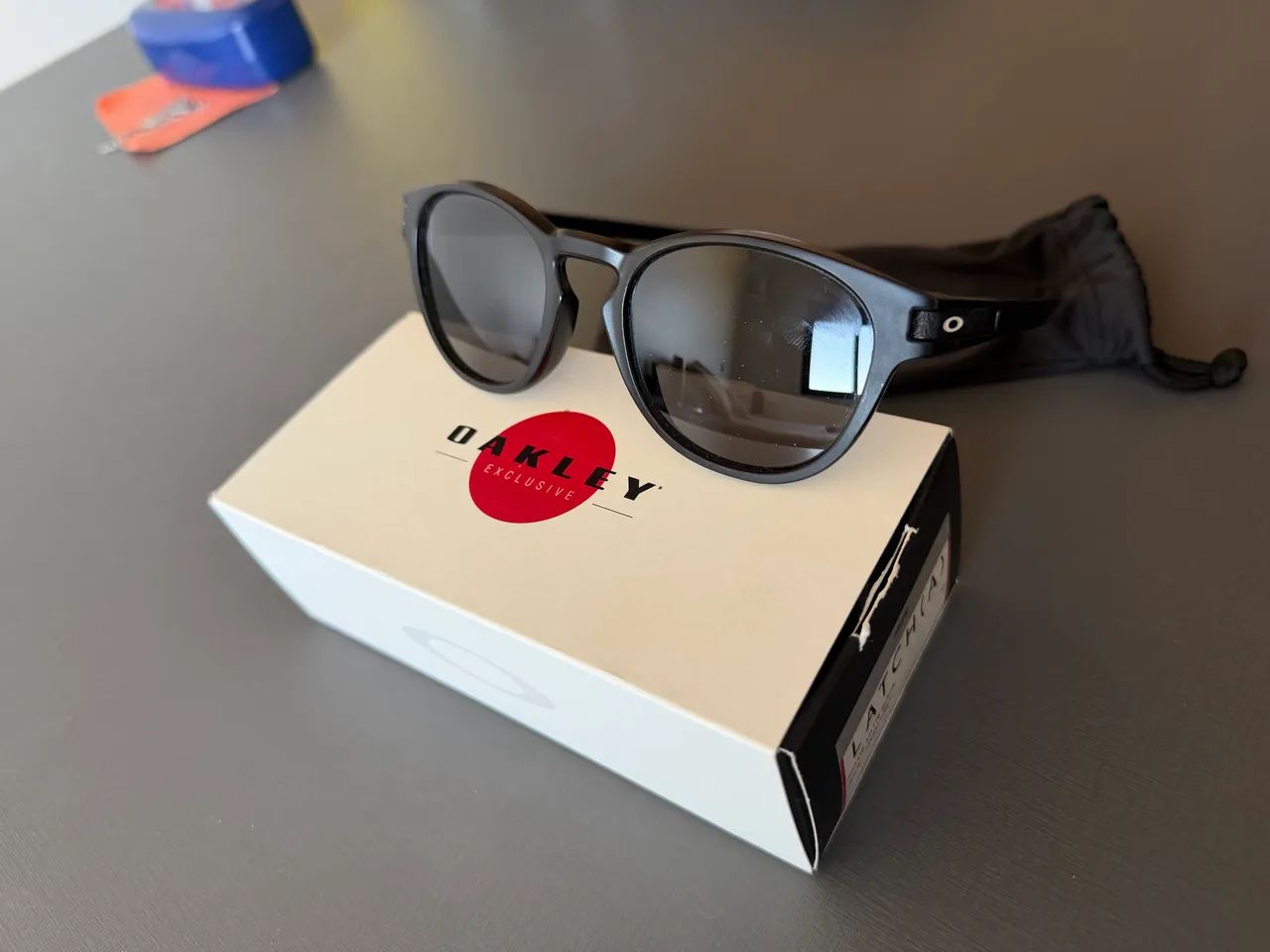 Óculos de sol Oakley Latch Prizm Grey   - Foto 5