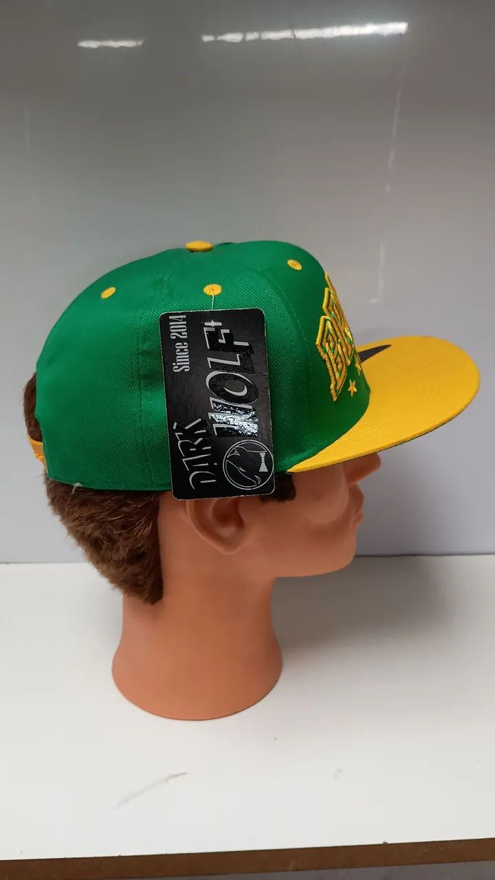 boné snapback é da marca Dark Wolf - Brasil  - Foto 2