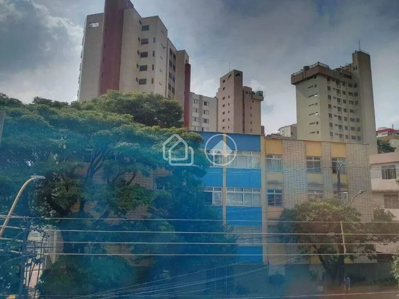 Sala comercial com 35 mtrs 01 banheiro no Alugel Sion - Foto 5