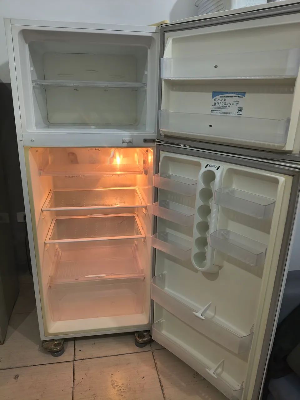 Geladeira Eletrolux 440 LTS  - Foto 4