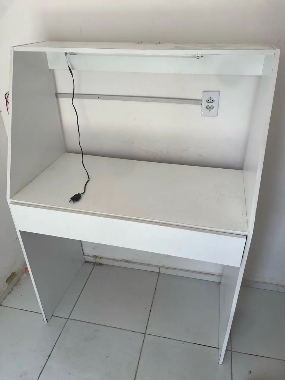 Vende-se bancada com luz de led  - Foto 2