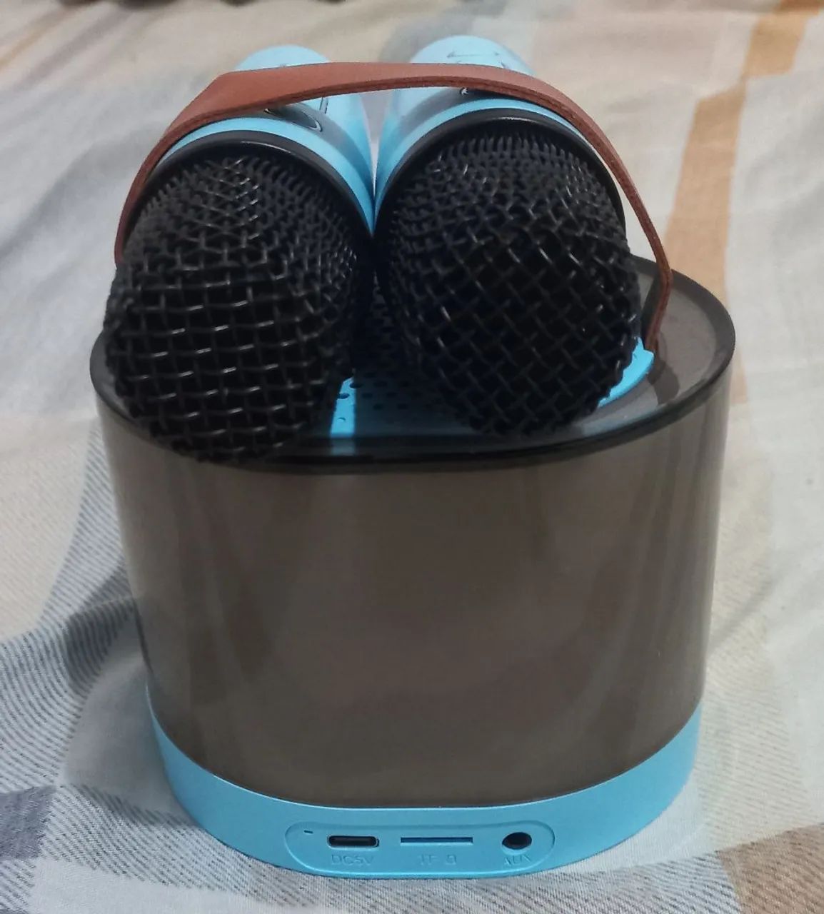 Caixa de som com dois microfones ? ?  - Foto 4