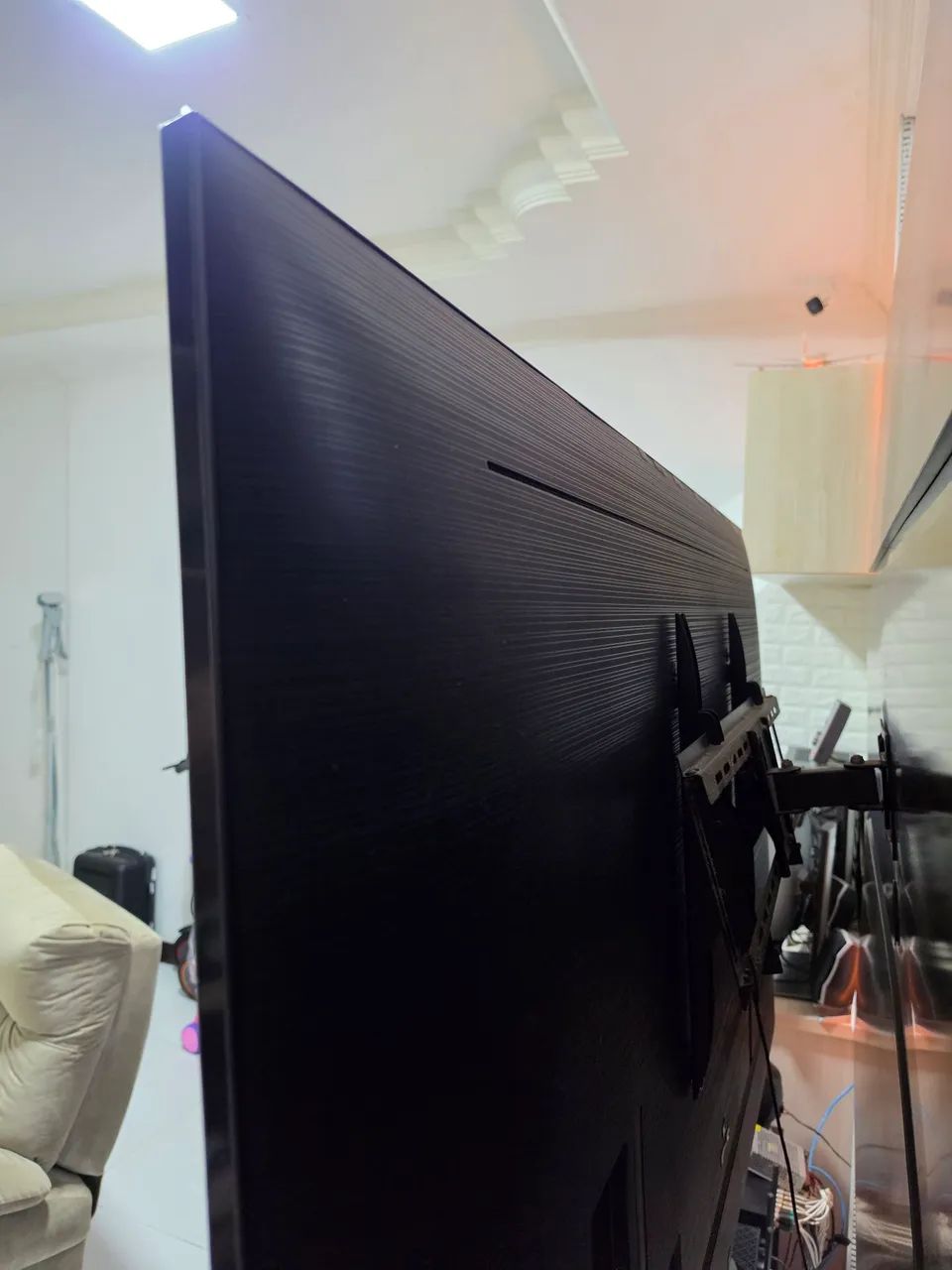 Smart tv samsung 75 4k crystal UHD TU8000 - Foto 3