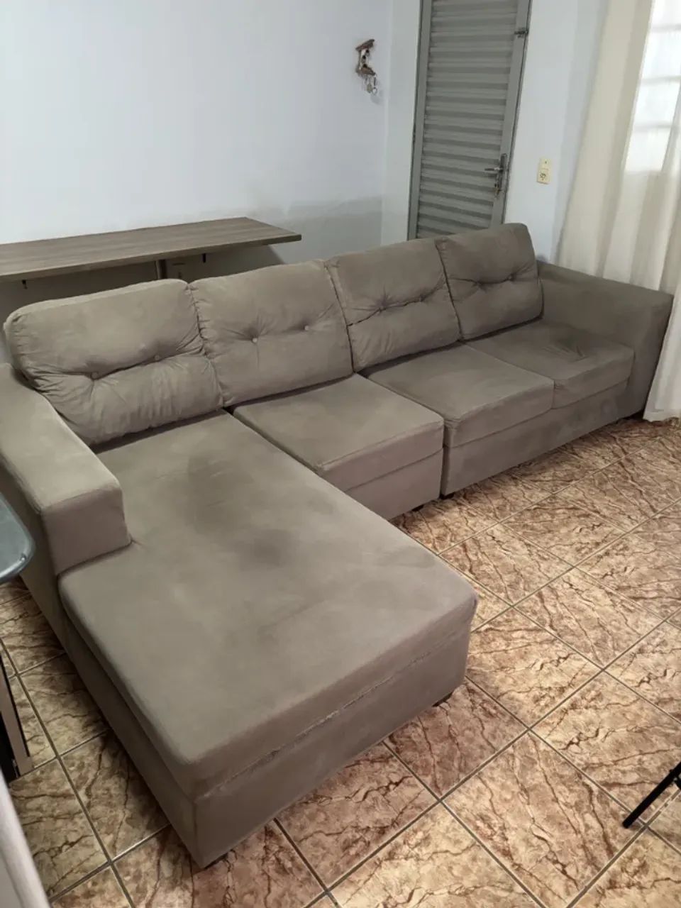 Sofá 4 Lugares - Estrutura Excelente