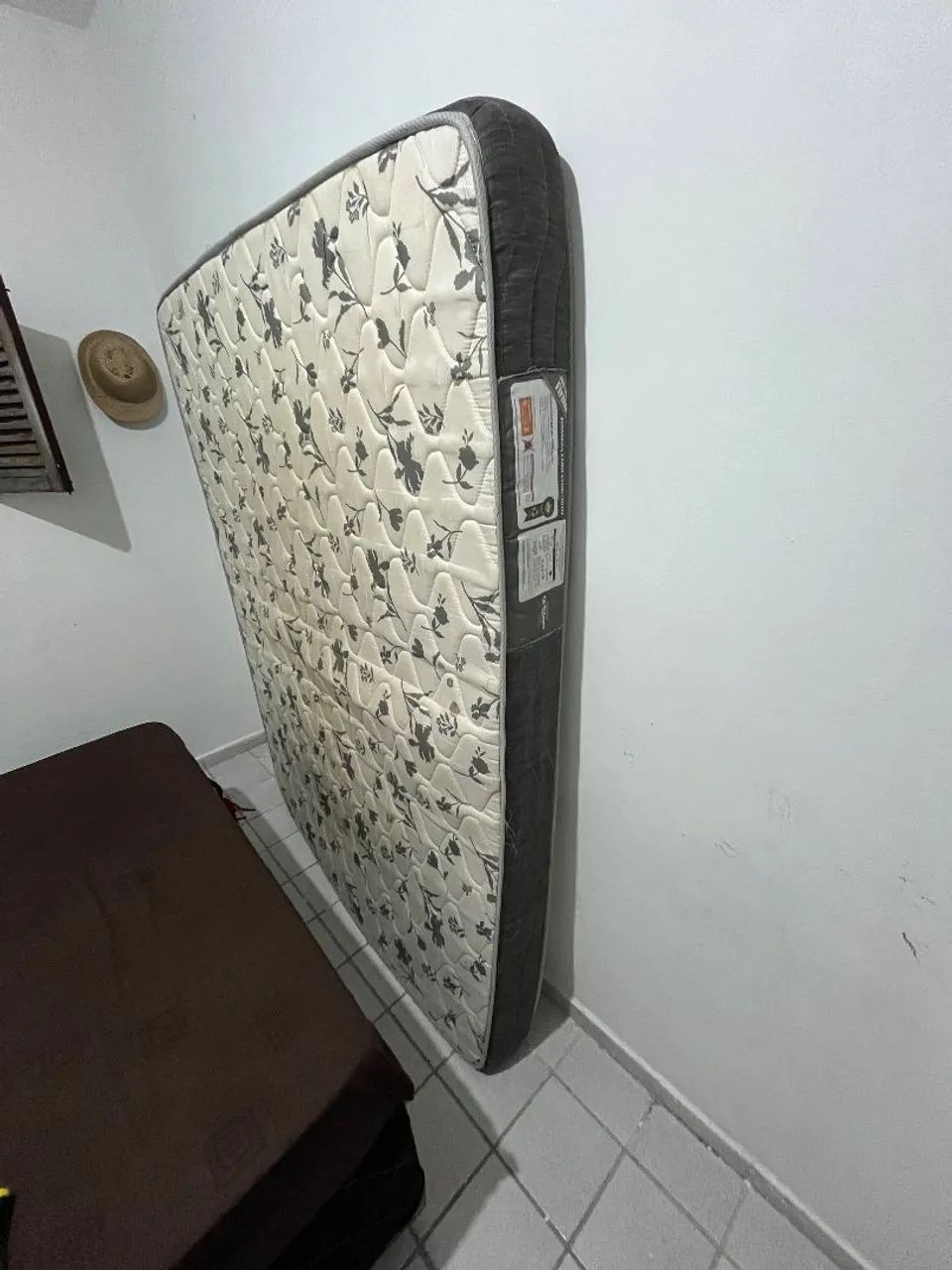 VENDO COLCHÃO USADO - Foto 2