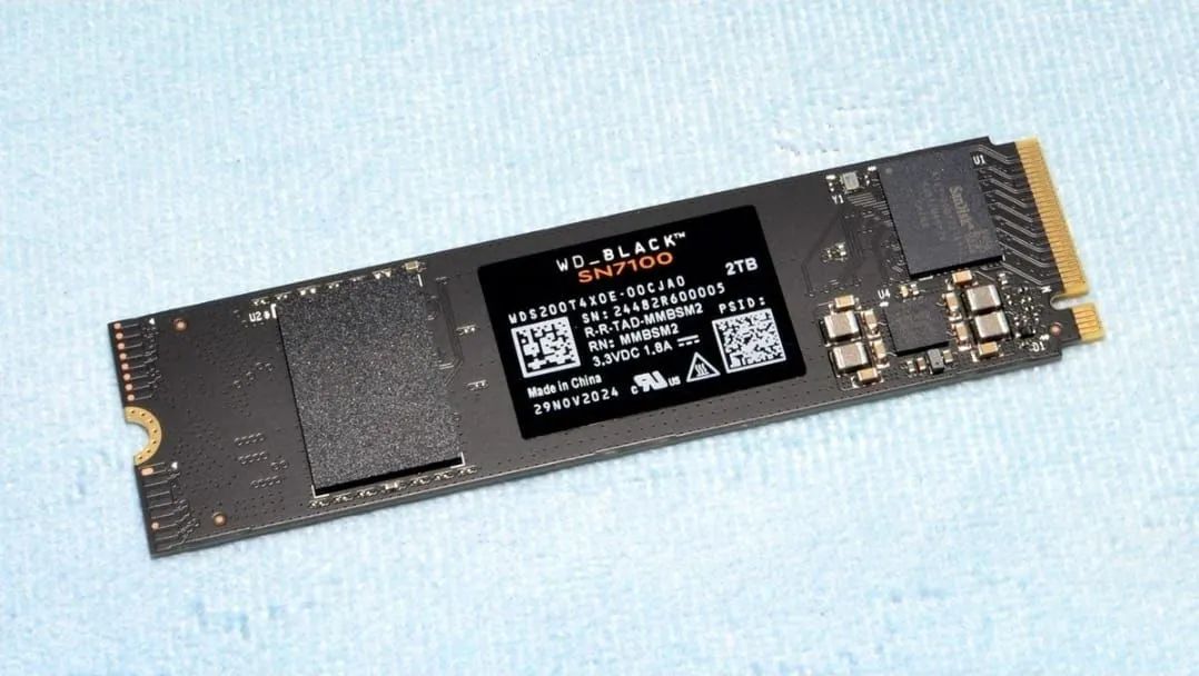 Sandisk SN7100 2TB NVMe SSD m.2 新品未開封 WD SSD M.2 WESTERN DIGITAL (WD) Black SN7100 2 TB PRODUTO NOVO