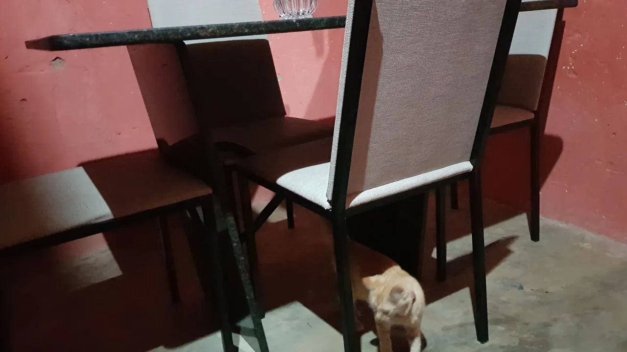 Vendo mesa de mármore para vender logo!!tem conversa - Foto 2