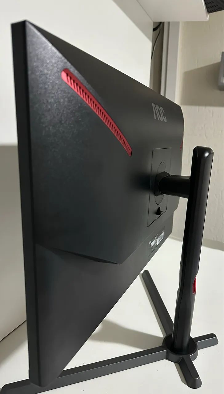 Monitor Gamer AOC 24.5", 240Hz, Full HD, 0.5ms - Foto 3