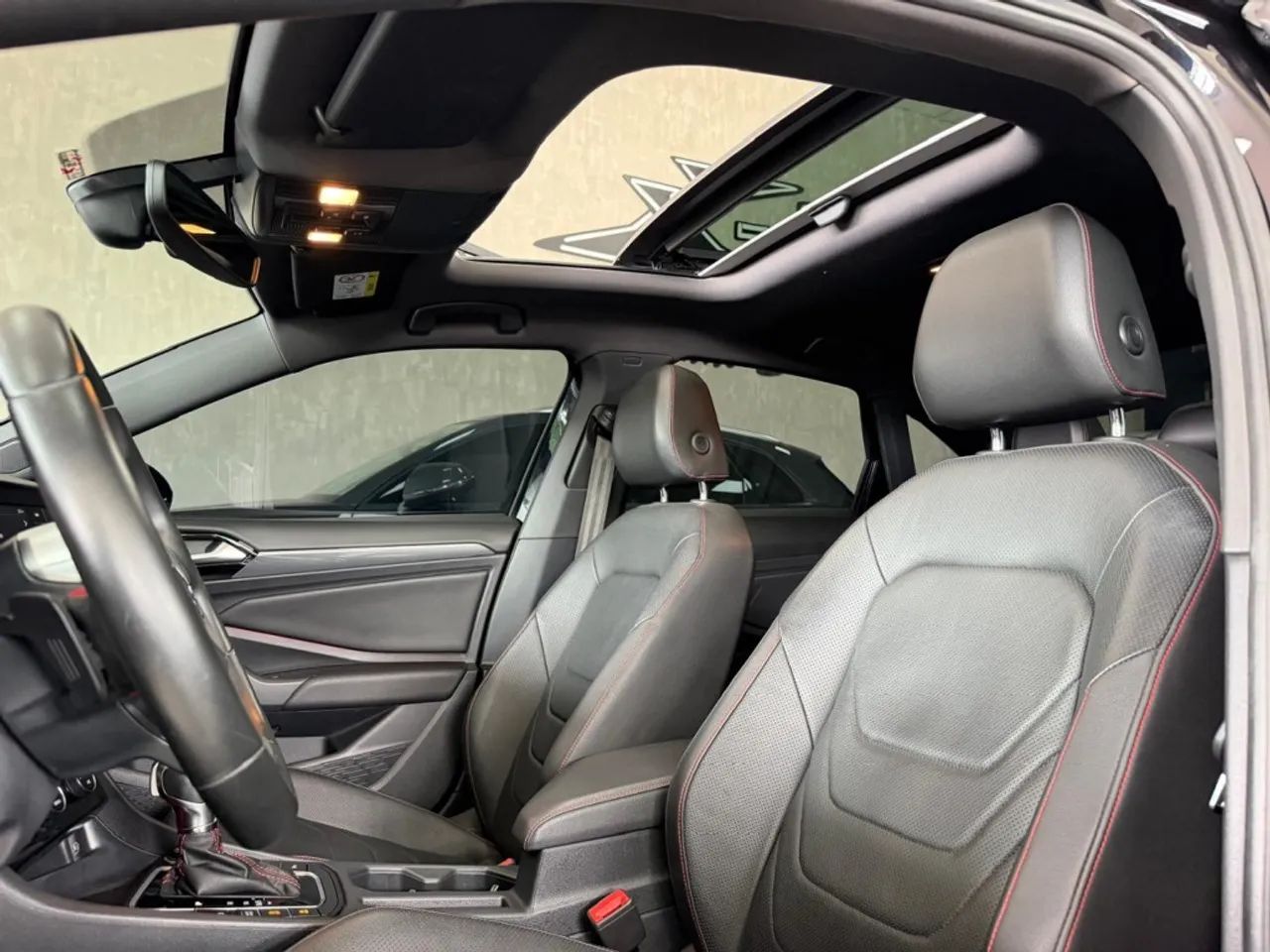 Volkswagen Jetta GLI 350 TSI 2.0 16V 4p Aut., foto 9 de 19