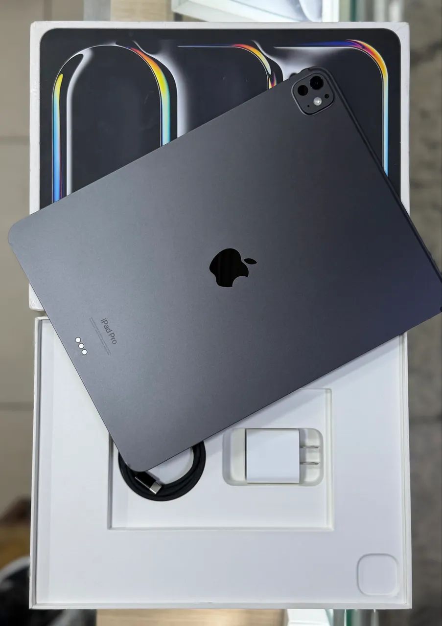 jack　iPad Pro M4 13インチ 256GB 美品 jack iPad Pro M4 13インチ 256GB 美品 jack iPad Pro M4 13インチ