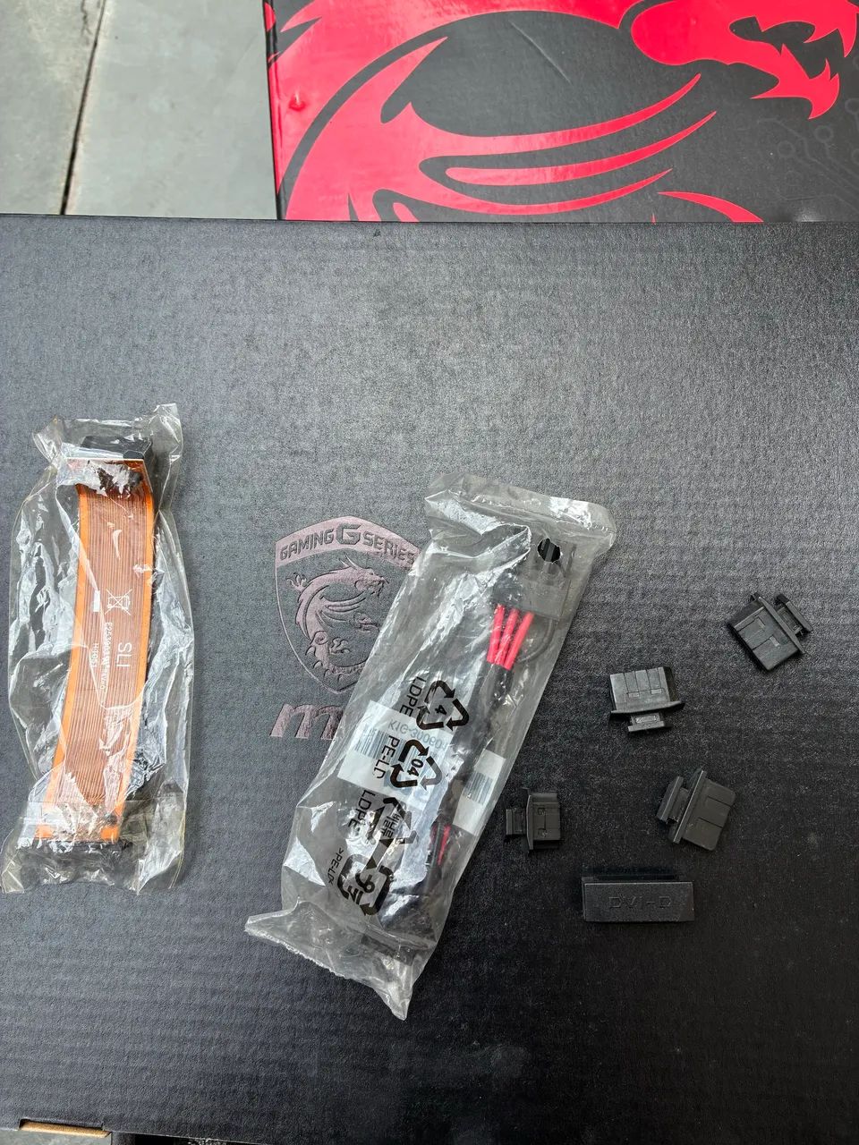 Caixa da Placa de Video GTX 980ti MSI - Foto 2