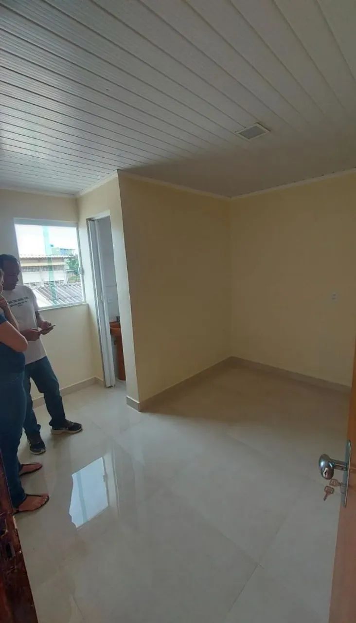 Alugo Sobrado de fundos - Impecável  - Foto 4