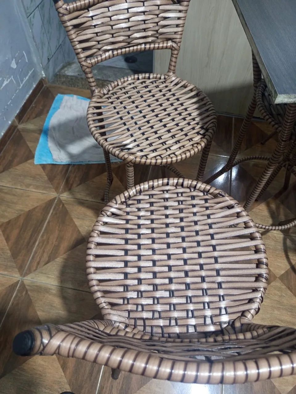 Mesa 4 cadeiras  - Foto 4