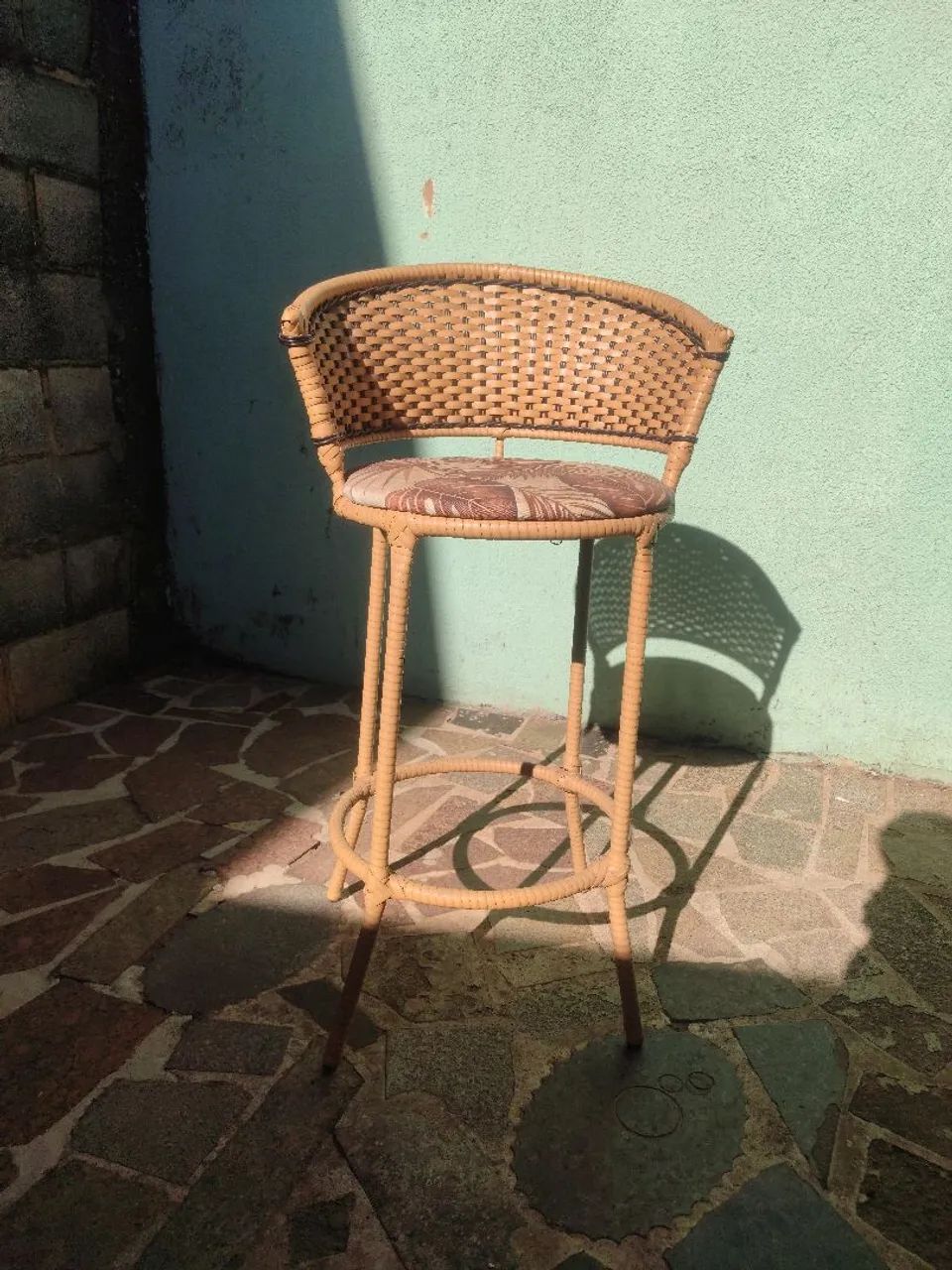 Banqueta alta para balcão bege - Foto 2