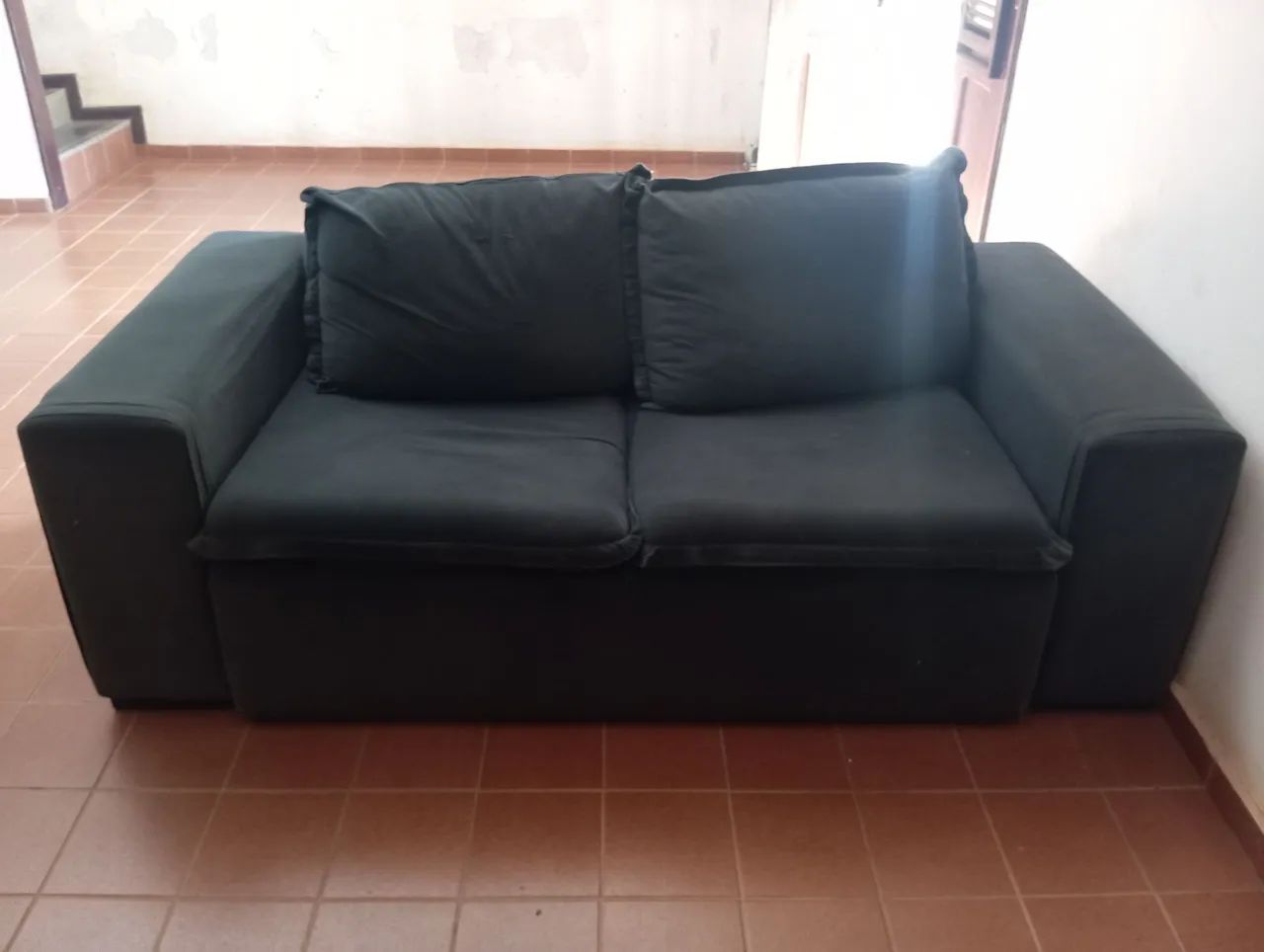SOFÁ-CAMA 2 LUGARES AZUL - MODERNO, CONFORTÁVEL E PRONTO PARA SUA CASA! - Foto 3
