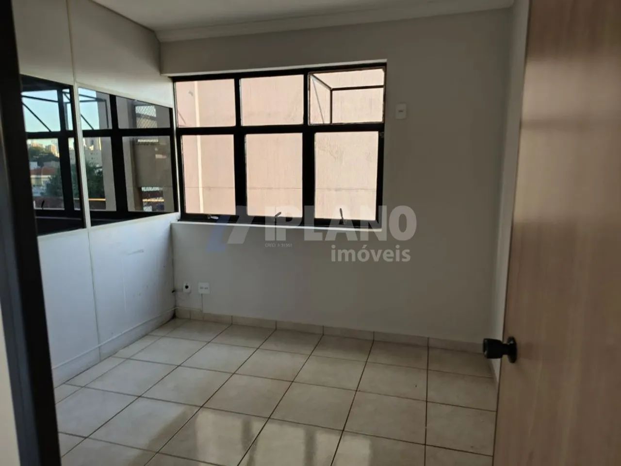 Locação de Comercial / Prédio na cidade de Ribeirão Preto - Foto 2