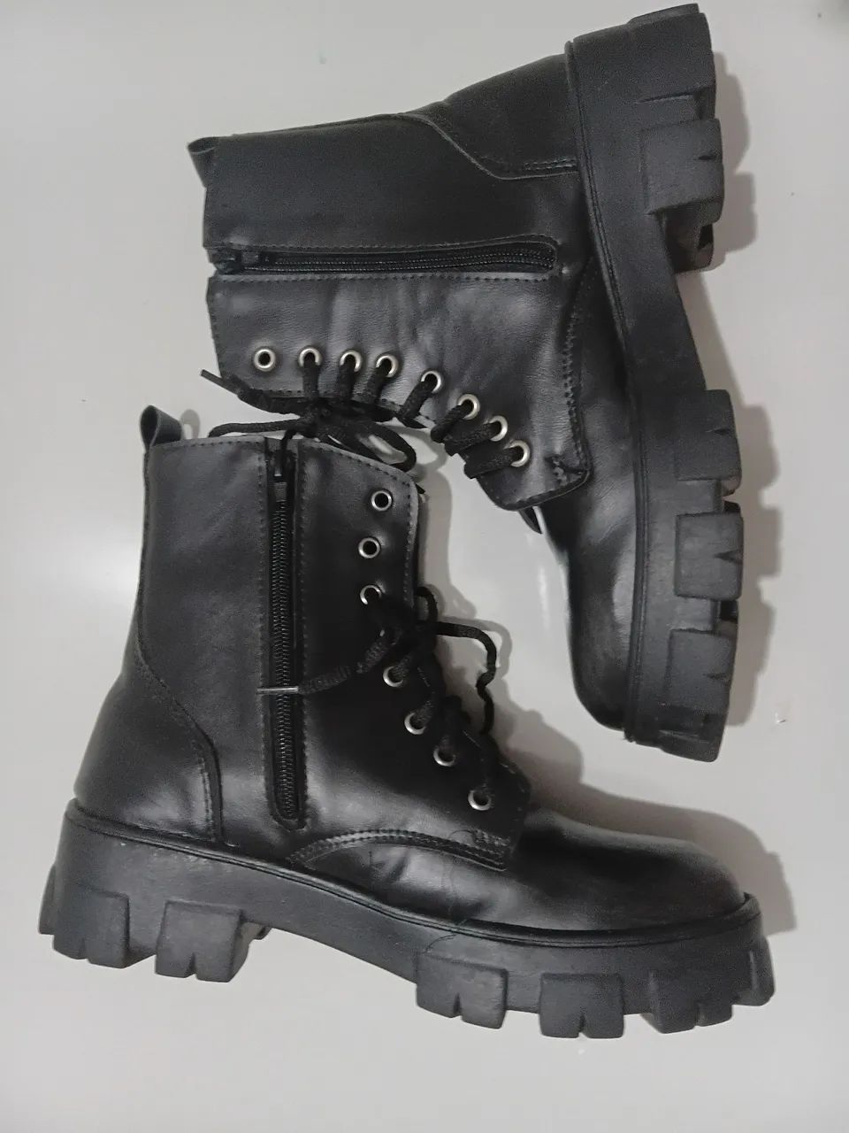 Bota coturno feminina 38