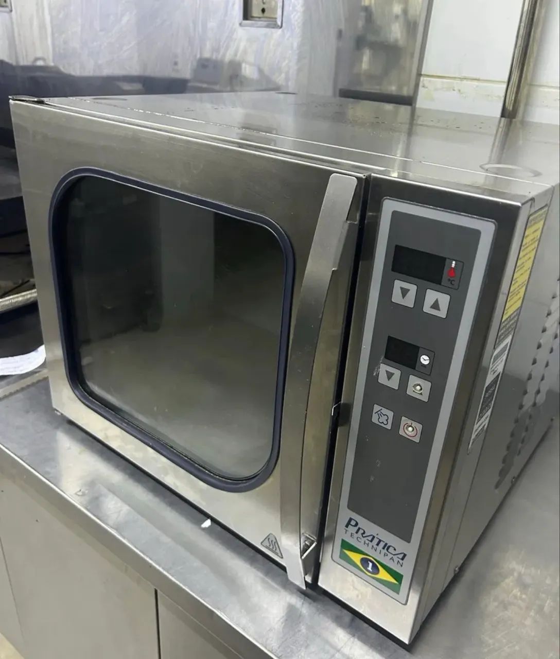 Forno pratica miniconv 220v