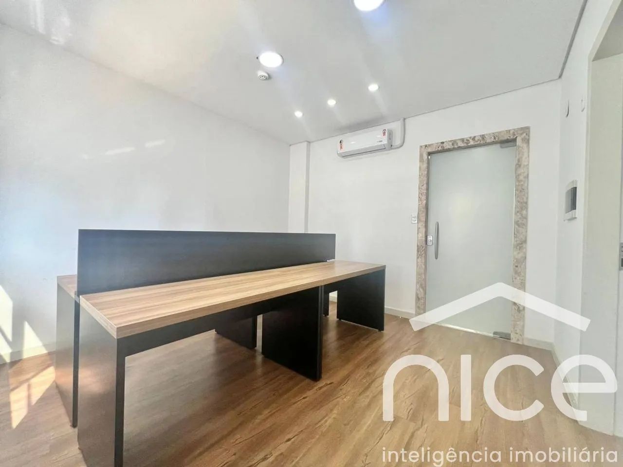 Sala comercial mobiliada para locação, bairro centro, Itajaí-SC - Foto 2