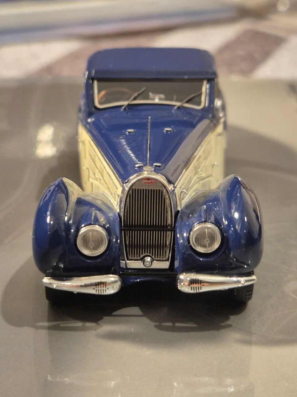 Miniatura 1:43 Bugatti Type 57C Arábia Mullin Automotive Museum - Foto 2