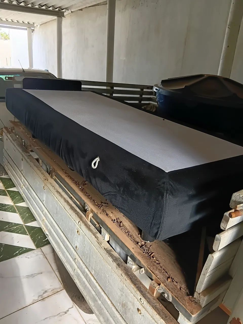 Cama de hospital com motor eletrônico  - Foto 4