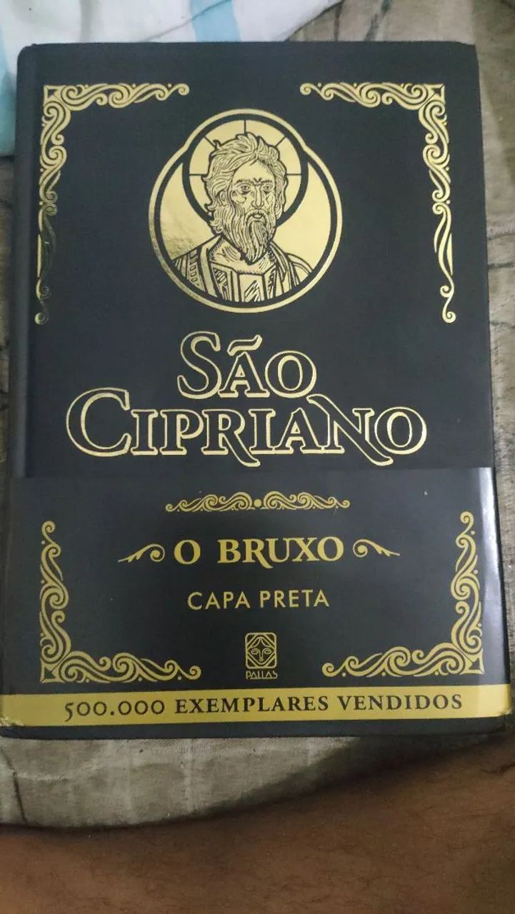 Vendo livro de são Cipriano Novo