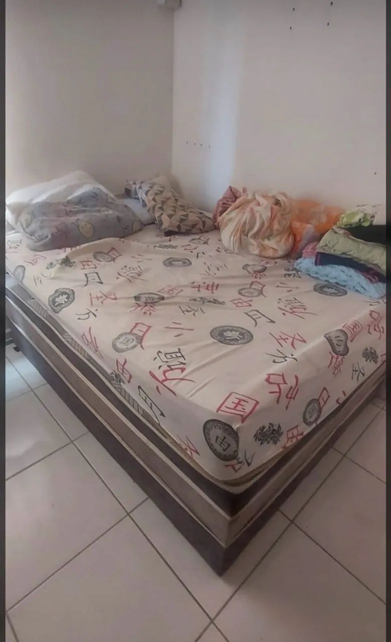 Cama casal + colchão 