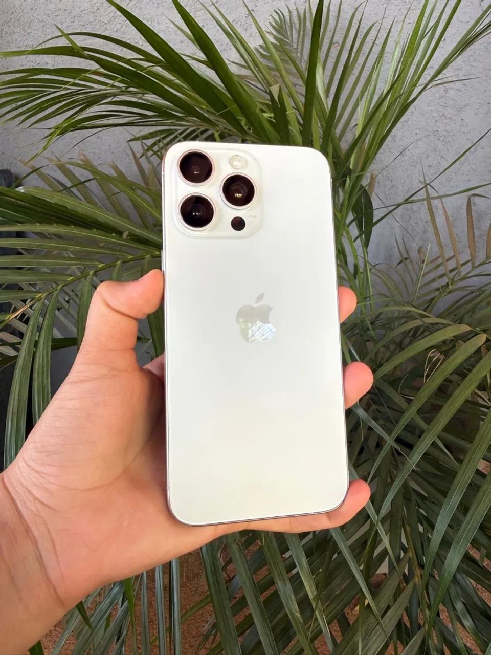 VENDO IPHONE 15 PRO MAX