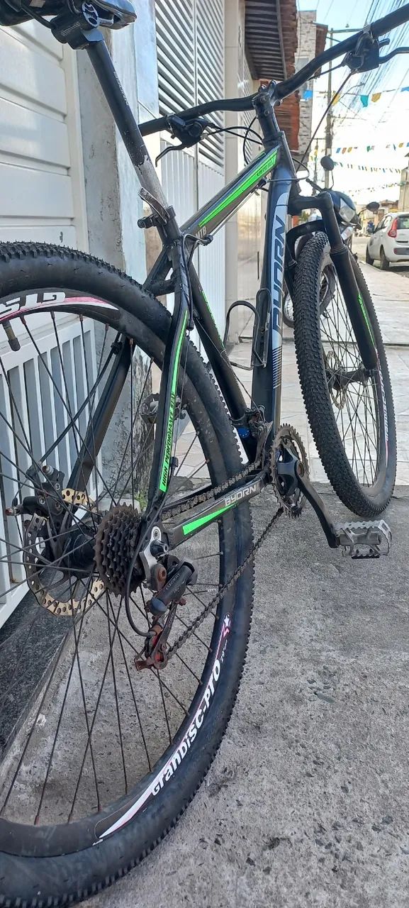 Bicicleta Aro 29 usada (21 marchas) - Foto 3