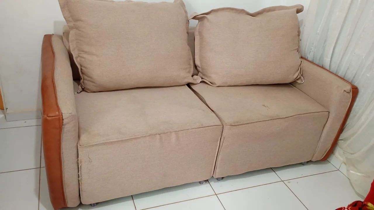 Vendo sofá de 2 lugares - Foto 2