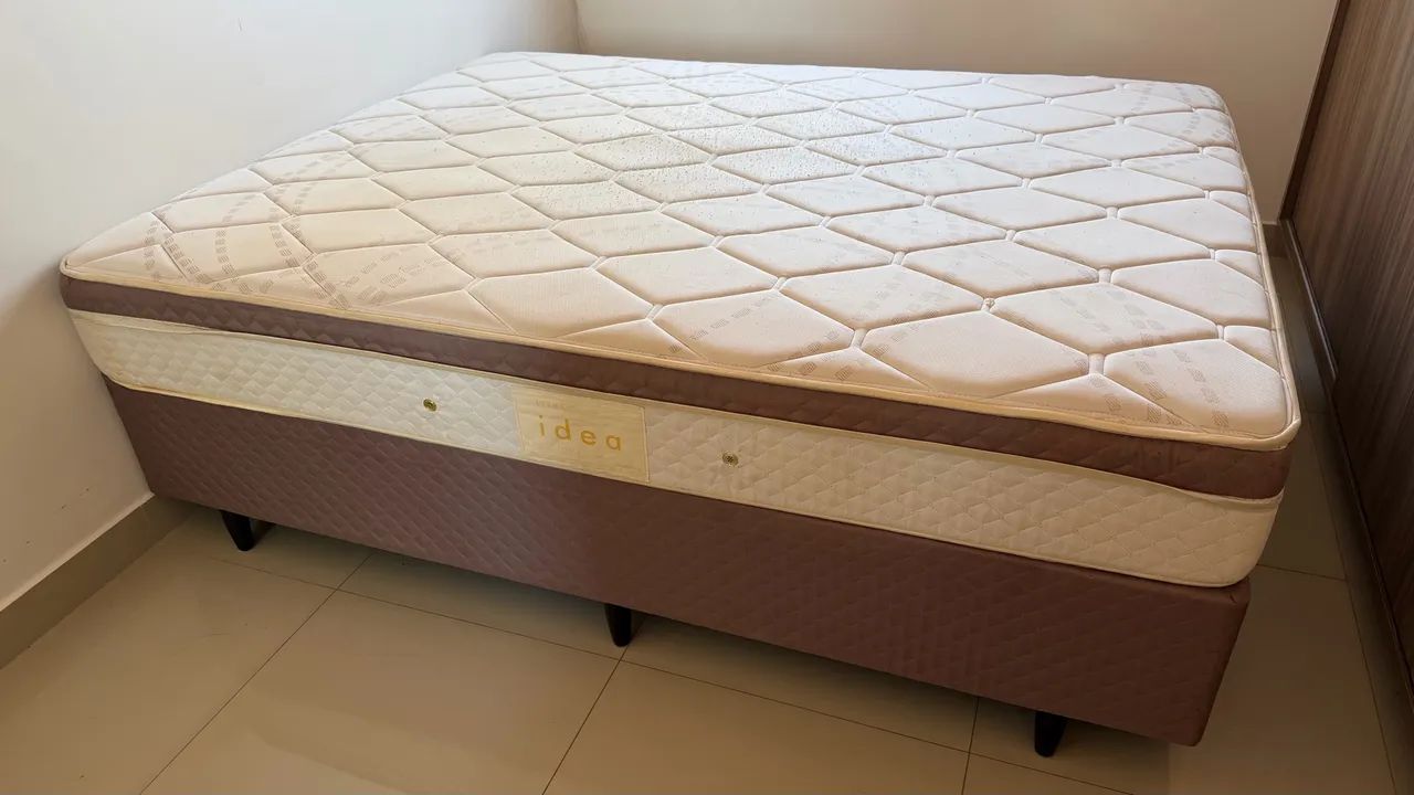 Cama box queen + colchão 
