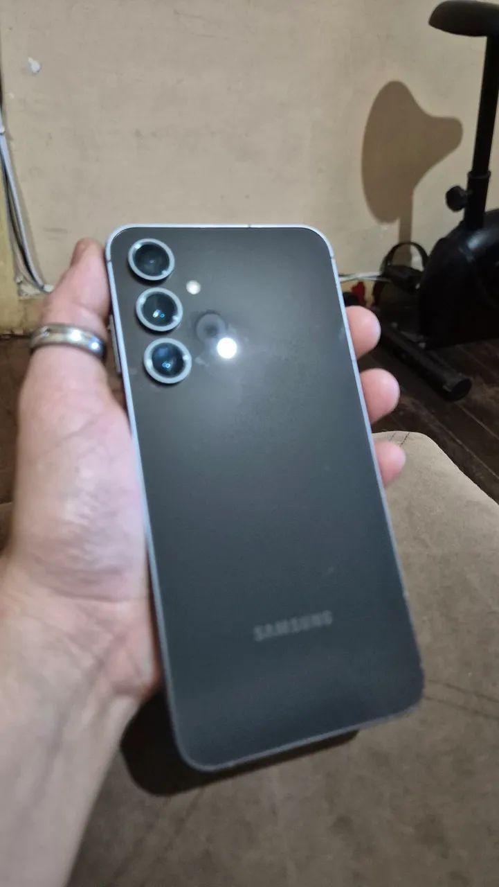 Samsung Galaxy S23 Fe 128Gb - Foto 3
