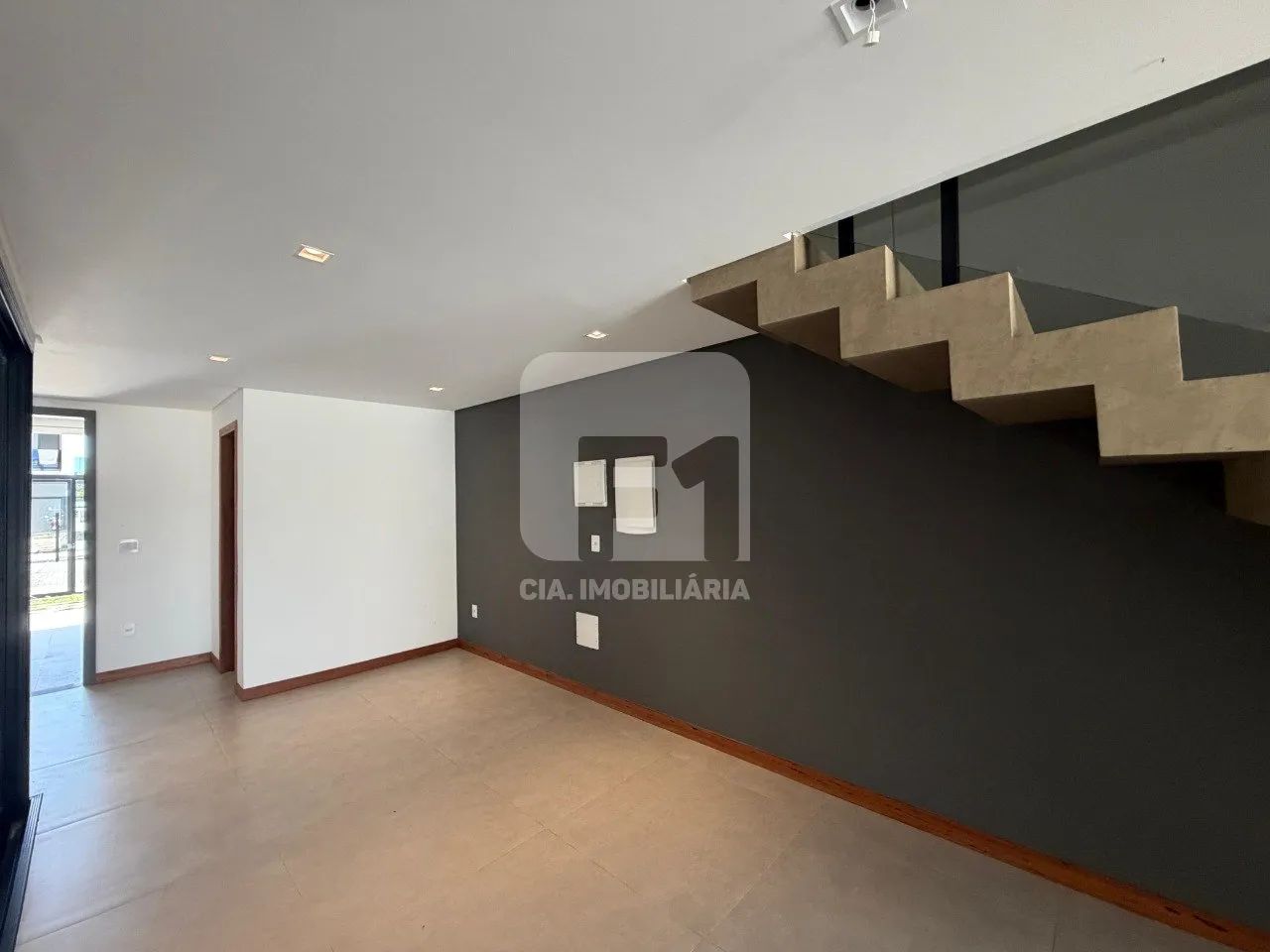 Casa 3 quartos semi mobiliada no Morro das Pedras - Foto 3