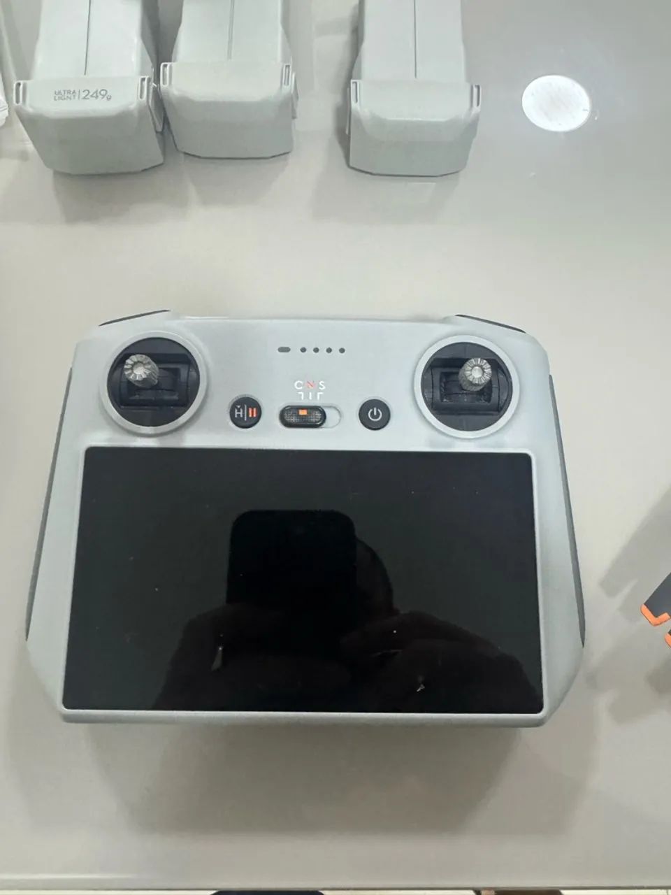 DJI Mini 3 Pro Fly More Combo + DJI RC (Tela) | 3 Baterias | Baixíssimo Uso - Foto 4