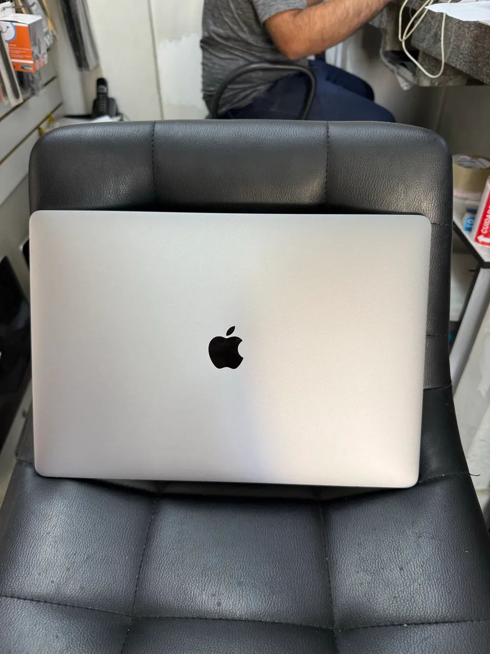MacBook Pro modelo A-1990 2019 processador Intel core i-7