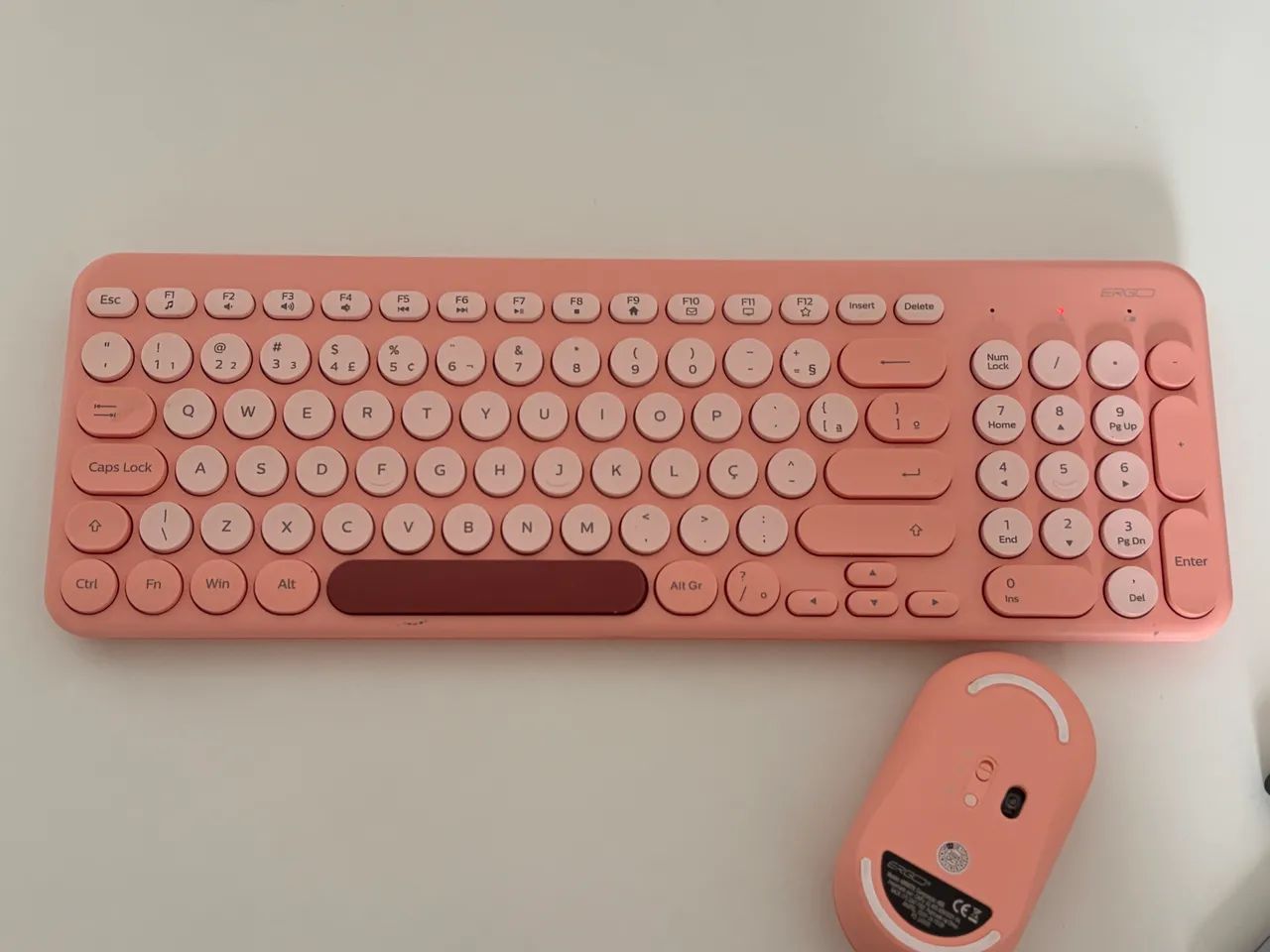 Kit Teclado e Mouse Sem Fio ERGO Rosa - Pouquíssimo Uso - Foto 3