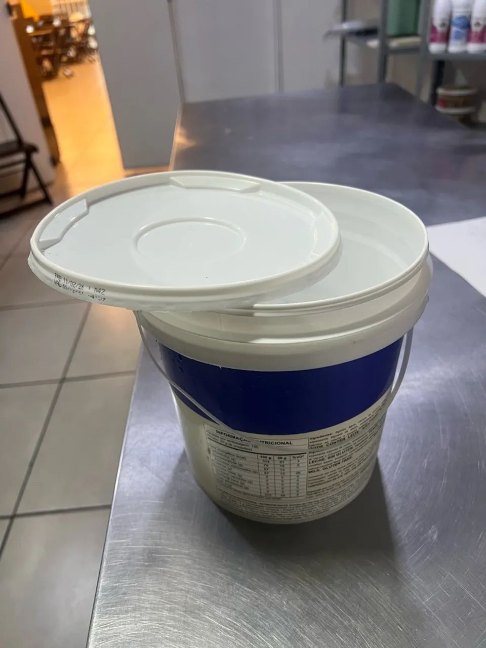 KIT COM 10 BALDES PLÁSTICOS  ?USADOS?  - Foto 3