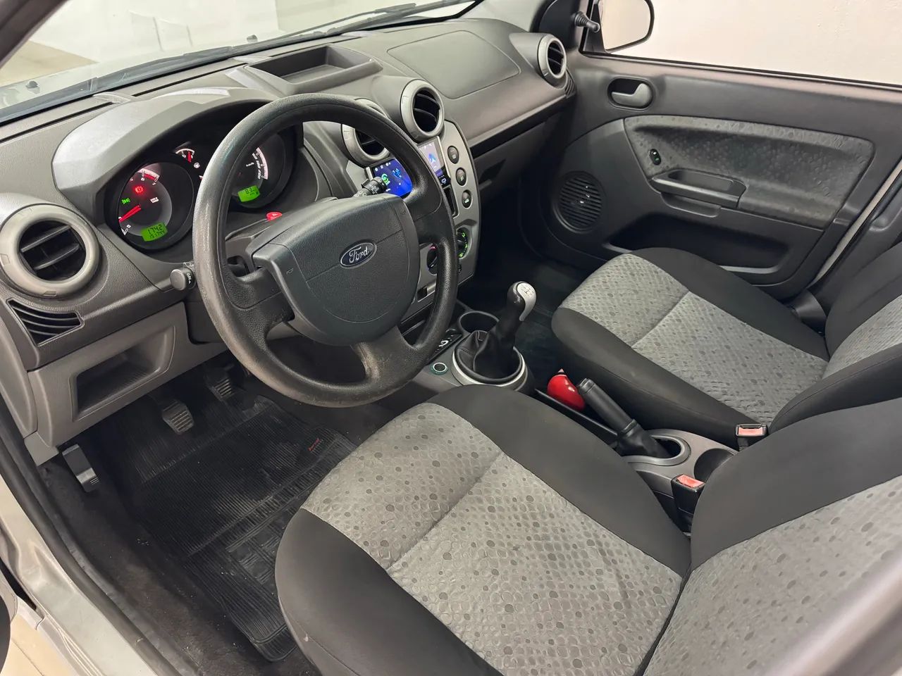 Ford Fiesta 1.6 8V Flex/class 1.6 8V Flex 5P 2013 - Foto 11